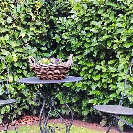 Vakantiehuis 1 Bedroom Gorgeous In *