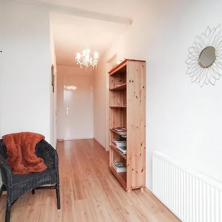1 Bedroom Gorgeous In Vakantiehuis Hulshorst